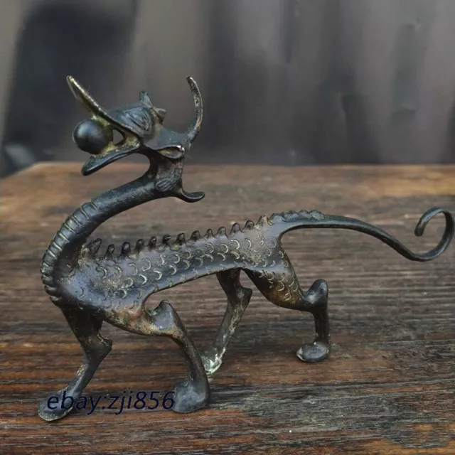 Chinese rare old bronze carving dragon statue