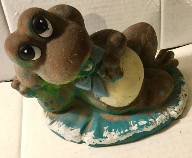 Frog Figurine Patio Lawn Orniment Garden Novelty Statue Adorable  Stone Look