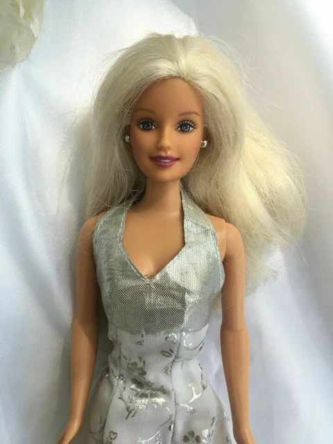 Poupée Barbie blonde - Mattel - 1966 - Label Emmaüs