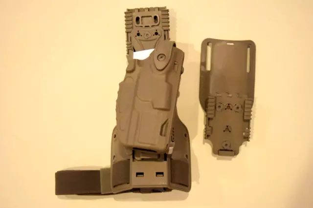 SAFARILAND HOLSTER COMPLETE MHH Kit SIG P320 M17 M18 Tan Color Right