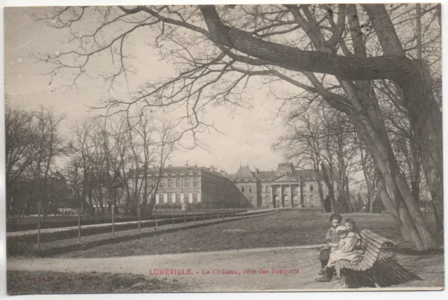 LUNEVILLE - Meurthe et Moselle - CPA 54 - le Chateau, coté des bosquets