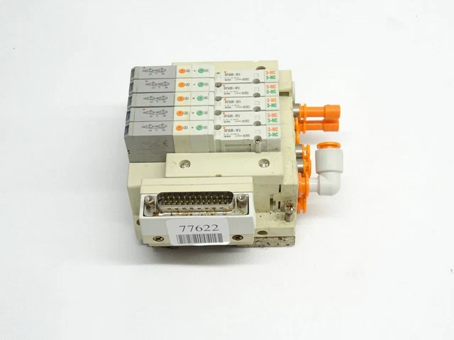 SMC SS5V1-DUK01498 + 5 Piece SV1A00-5FU