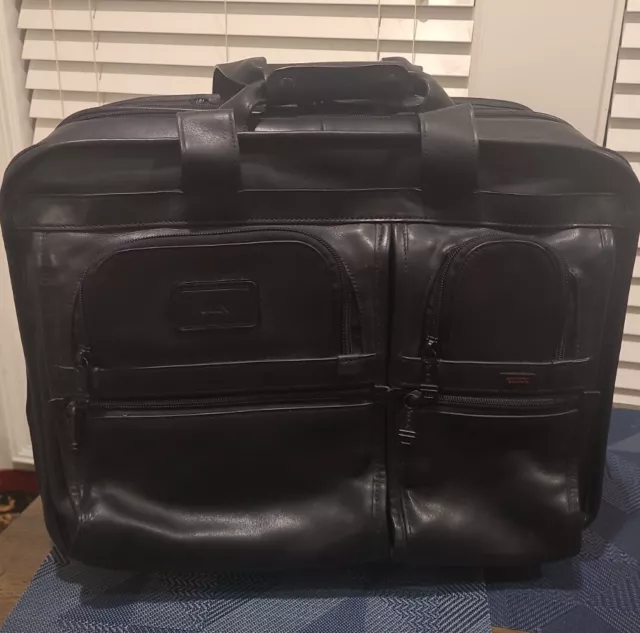 Tumi deals rolling briefcase