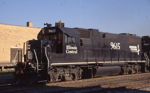 IC ILLINOIS CENTRAL Railroad Train Locomotive 9615 DECATUR IL 2000 Photo Slide
