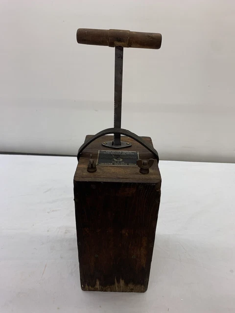 Vtg Working Atlas Blasting Machine No. 3-50 With Vtg Atlas Blasting Data Guide 13