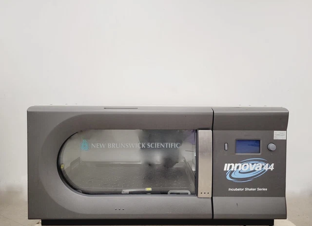 New Brunswick Scientific Innova 44 Incubator/Shaker w/ Accessories