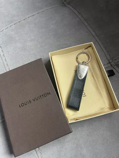 Auth Louis Vuitton Monogram Satellite Porto Cre Pouch Key Ring MP2217 -  e52590a