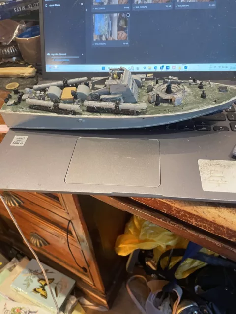 Model Of Navy Destroyer 12 Inch’s X 3 No Stand