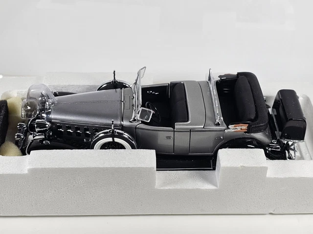 Franklin Mint 1/24 Cadillac V-16 Phaeton Noire - Collection Diecast B11A182