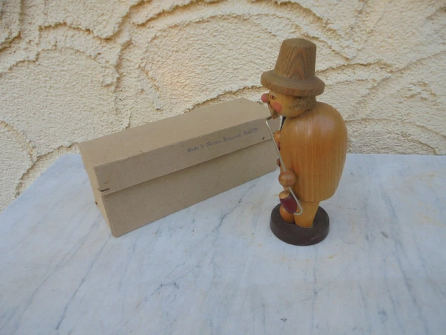 neuwertiger DDR Erzgebirge Räuchermann, Höhe ca. 17,50 cm, ca. 70er Jahre 4