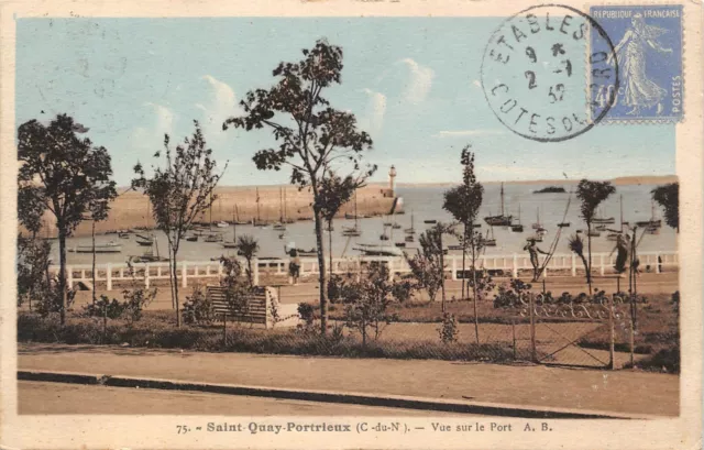 CPA  SAINT-QUAY-PORTRIEUX - Vue sur le Port (134205)