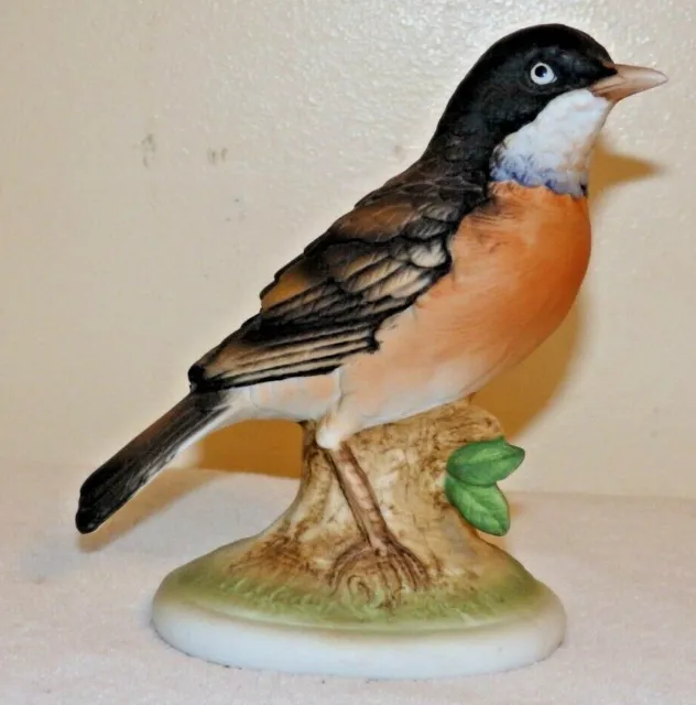 Vintage Lefton Hand Painted Ceramic ROBIN Bird Figurine KW 6609 5" Tall
