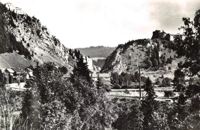 Environs de PONTARLIER - Les Forts de Joux et du Larmont