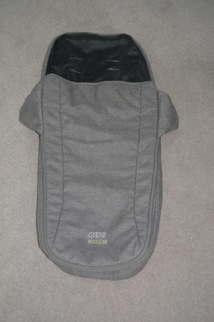 Mamas and Papas LUXUS grau Strada Kinderwagen Kinderwagen Fußmuff gemütliche Zehen