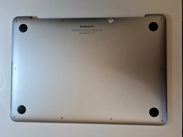 Apple MacBook Pro 13-Inch "Core i5" 2.7 Mid-2015 A1502 EMC2835 3