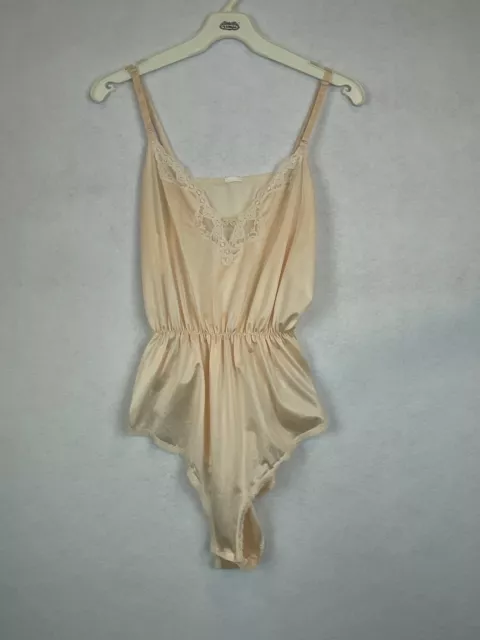 Vintage Cream Nylon Nightie Negligee Bow Keyhole Neckline Women’s S/M