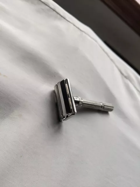 Nice Gillette 1965 Slim Adjustable 1-9  DE Safety Razor (K-2) Silver Tone