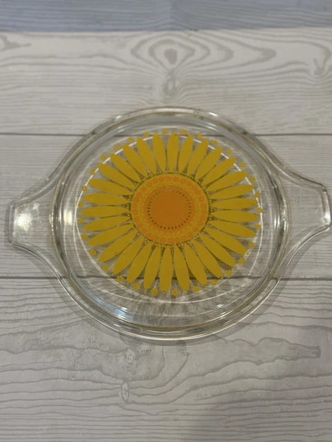 Vtg Pyrex Replacement Daisy Lid #474-C Promotional Round 7” Casserole Dish