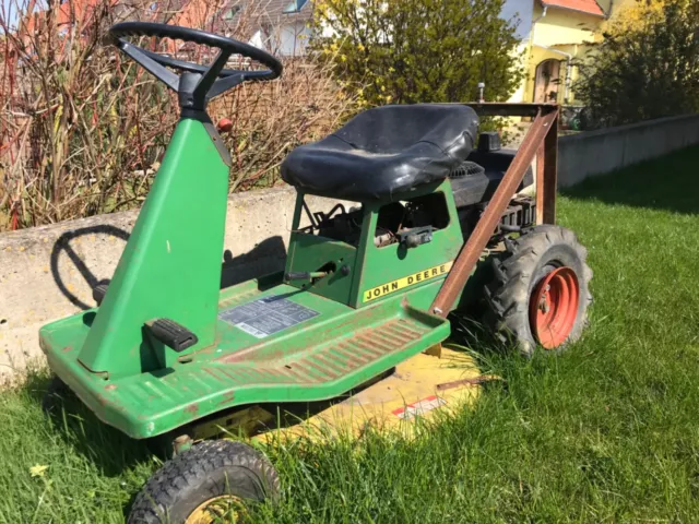 Aufsatzrasenmäher John Deere, Selbstbastler, gebraucht, läuft, robust,langlebig,