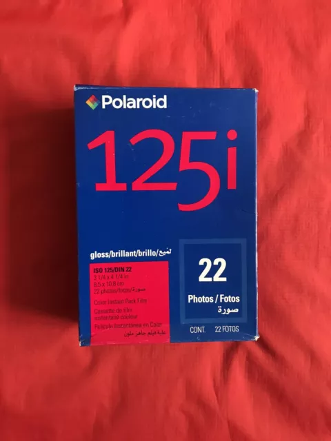 Pellicola Polaroid 125i colore lucido sigillata Exp. 08/2007 22 scatti