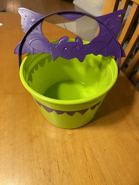 2011 MCDONALDS GREEN & PURPLE HALLOWEEN BUCKET HAPPY MEAL Bat no stickers