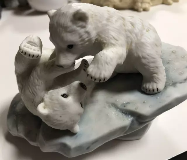 Vtg MARURI FINE PORCELAIN POLAR BEAR CUBS POLAR EXPEDITION COLLECTION 1990