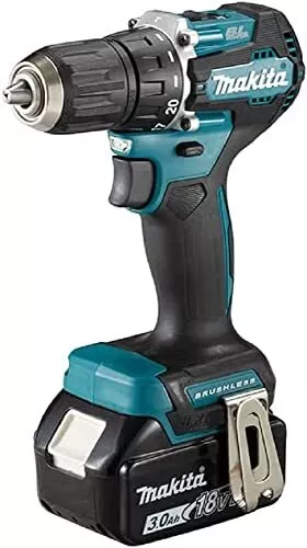 Makita Akku-Bohrschrauber 18V / 3,0 Ah, 3 Akkus + Ladegert