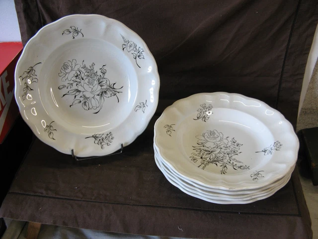 6 Assiettes à Dessert Geneviève Lethu, Modèle Yseult 1997, Porcelaine, Occasion
