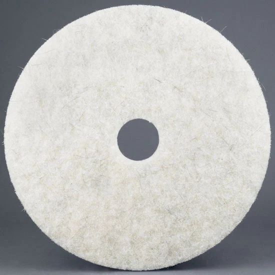 3M 3300 Natural Blend White Burnish Pad, 27", 5 per case (Damaged Box)