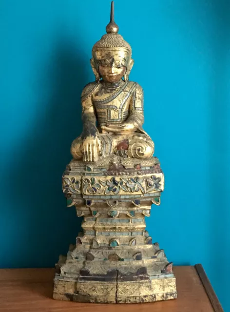 Burmese Ava Period Carved, Lacquered and Giltwood Buddha, Late 18th Century