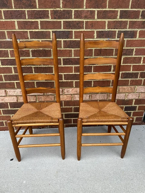 Ladderback Vintage Pair Wooden Dining Highback Chairs w/ Rush Seating