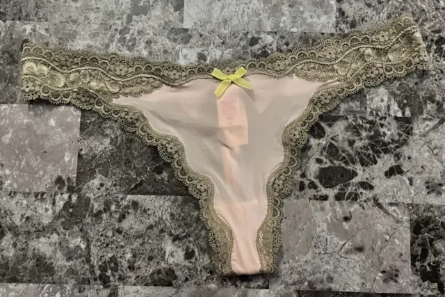 Nwt Victoria's Secret Dream Angels M Pink Smooth Green Lace Rare Thong Panties
