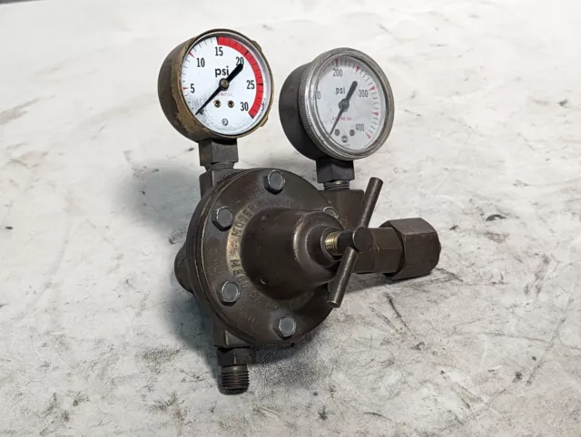 MECO Modern Engineering type P gas regulator with busted gauge