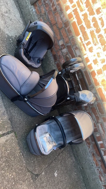 egg 2 Stroller Luxury Shell i-Size Travel System Bundle in SE Jurassic Grey