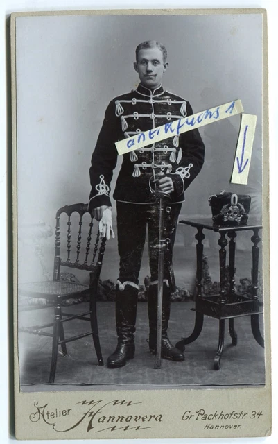 Kabinett-Foto : Husar aus Danzig vom 1.Leib-Husaren-Regiment mit Pelzmütze