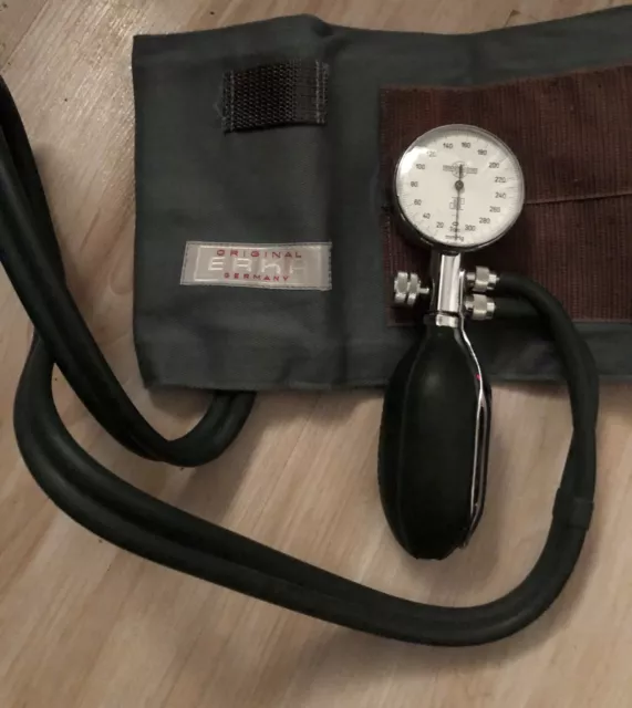 Altes Blutdruckmessgerät ERKA Perfekt Original mit Etui