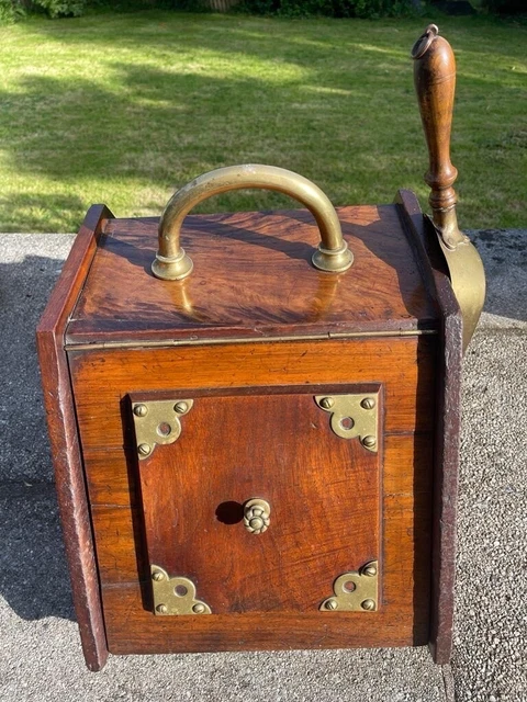 Vintage Retro Brass Embellished Wooden Coal Scuttle Cupboard Scoop Shovel Lining