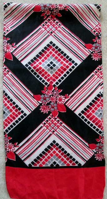 Écharpe Vintage Dany François 100% Soie - Dimensions 26x135 Cm Couleur Ivoire - Occasion