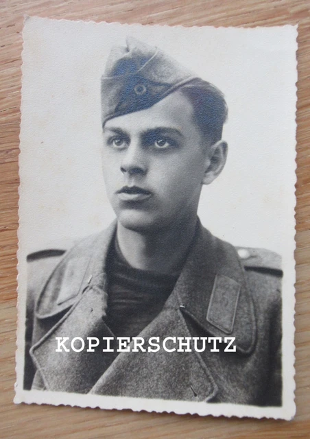 Altes Portrait Foto Sturmgeschütz Soldat 1943