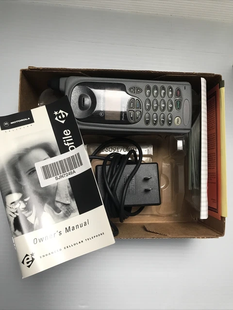 VINTAGE MOTOROLA PROFILE/300e HANDHELD MOBILE CELL PHONE