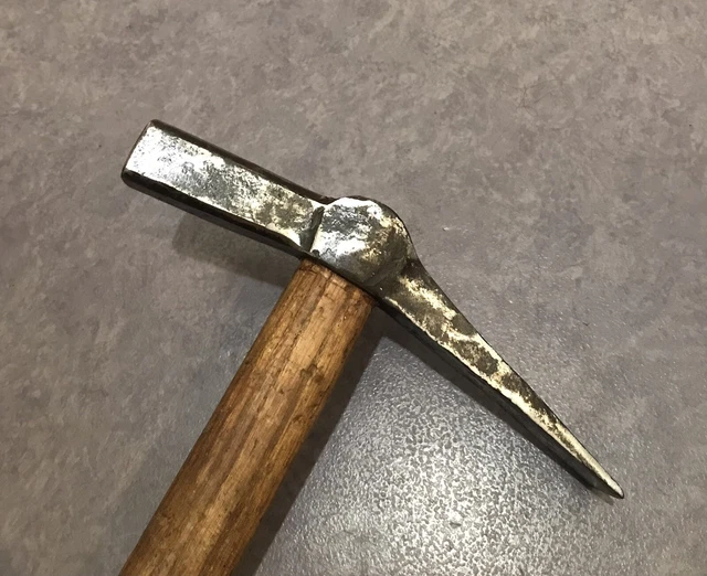 outils anciens marteau Tailleur de Pierre ? estampillé Hammer Old Tool