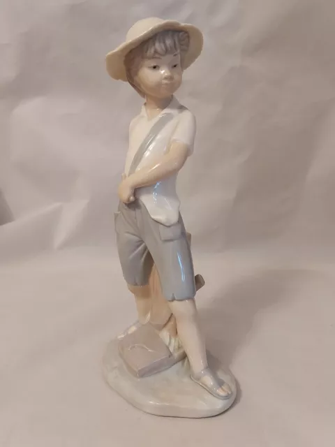 Vintage Spanish Porcelain Figurine 'Boy with a Sling Shot' Nao by Lladro #0183