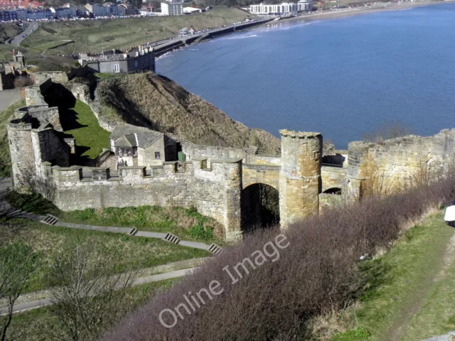 Photo 6x4 North Bay from the Castle Viewing Platform Scarborough/TA0388  c2010