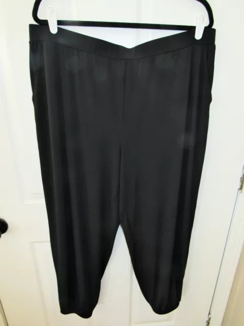 NWOT Women's Lisa Rinna Collection Knit Cropped Jogger Pants -1X- Black