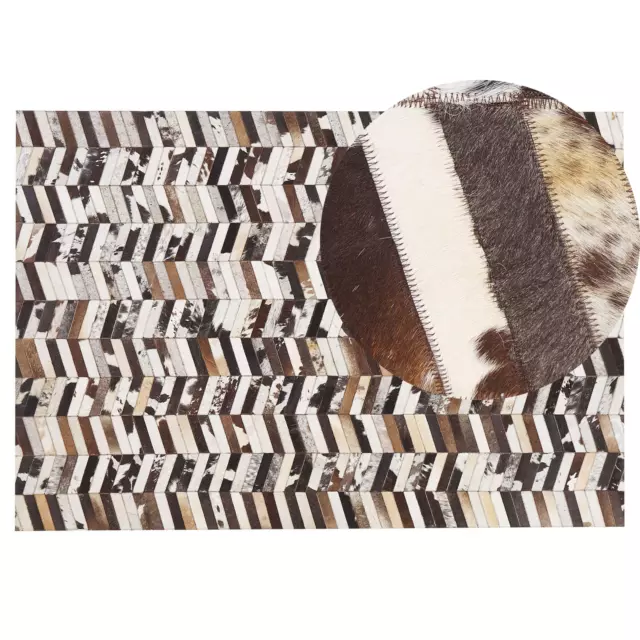 Tapis Patchwork 140 x 200 cm Marron et Blanc en Cuir de Vache à Motif Zigzag Te