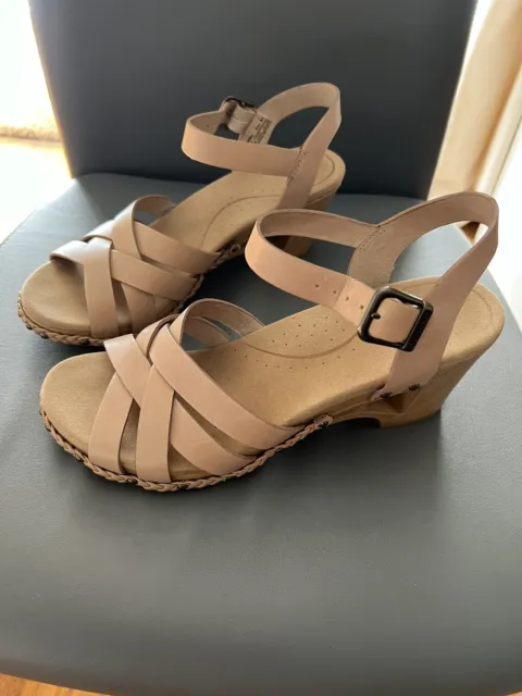 Dansko Tan  Leather  Strappy Wooden Heel Sandals Women's Size 41 EU