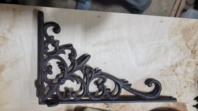 2 - pairs of Vintage Cast Iron Shelf/Garden Brackets