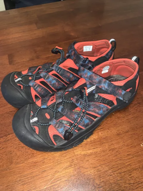 womens keen sandals size 7