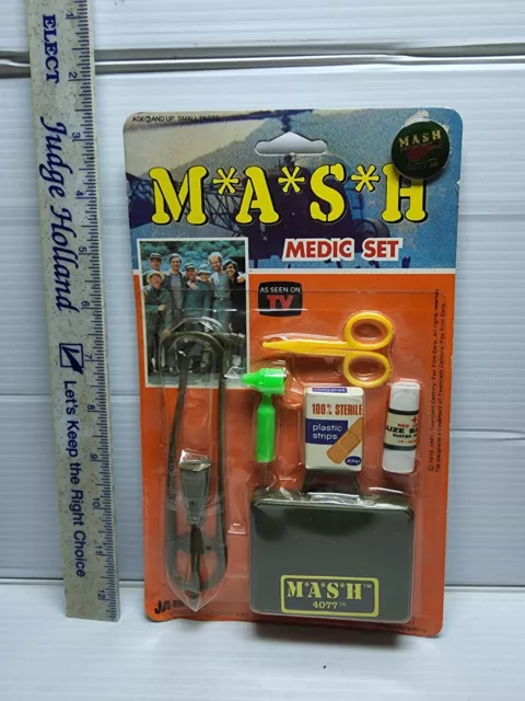 Vintage Mash Tv Show Medical Medic Tool Play Set Blister Pack New Never Opened