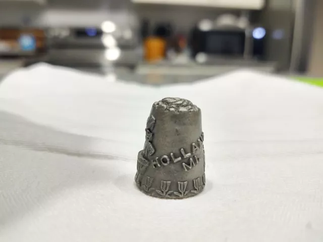 Vintage Holland Michigan Windmill Pewter Thimble Souvenir MI -Dutch -Tulips 2